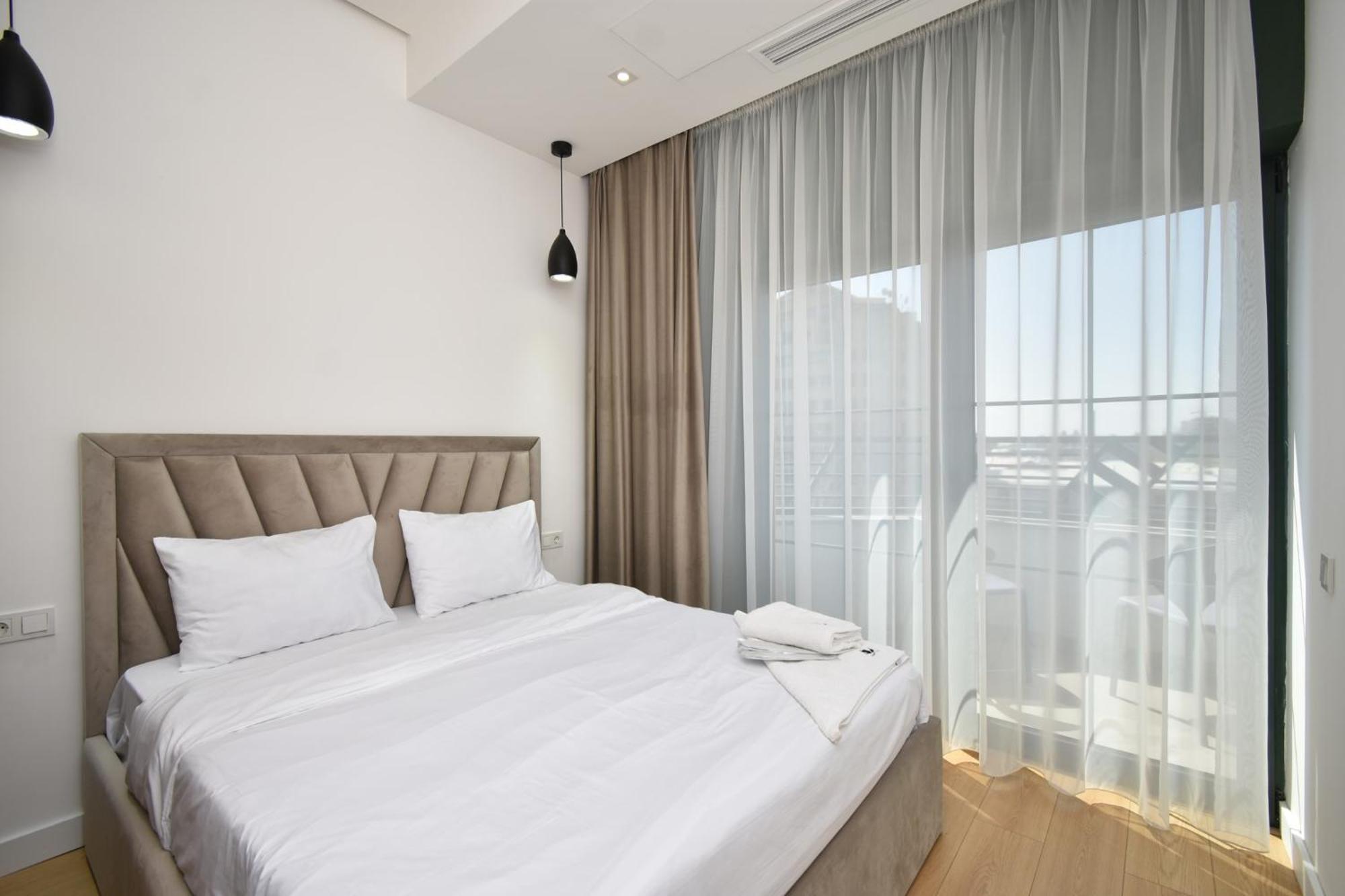 Aparthotel Aygestan Plaza à Erévan Extérieur photo