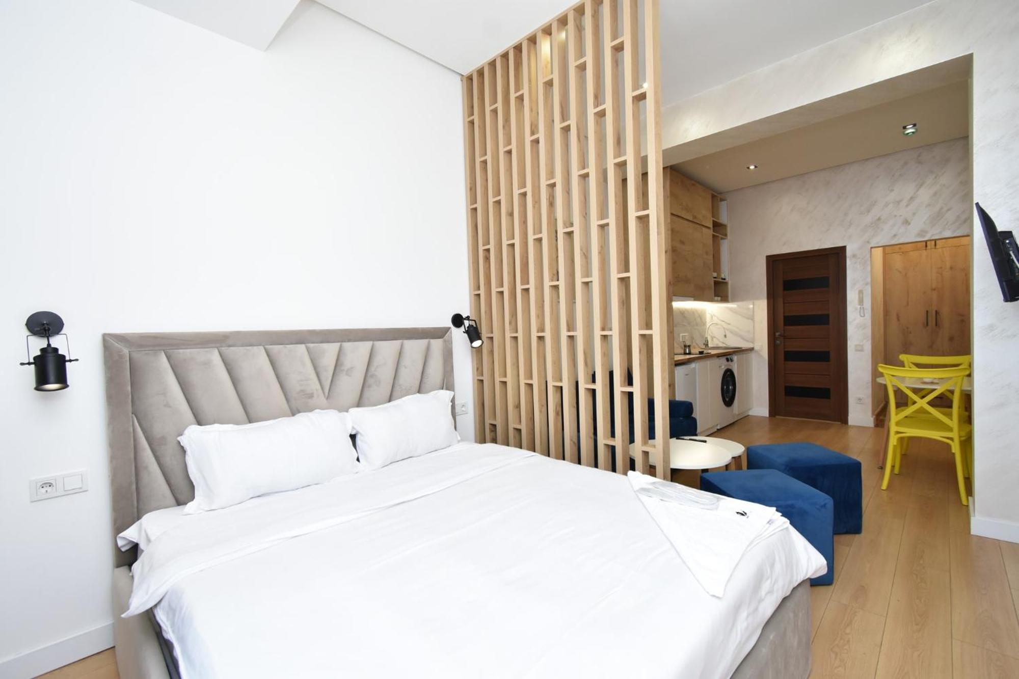 Aparthotel Aygestan Plaza à Erévan Extérieur photo