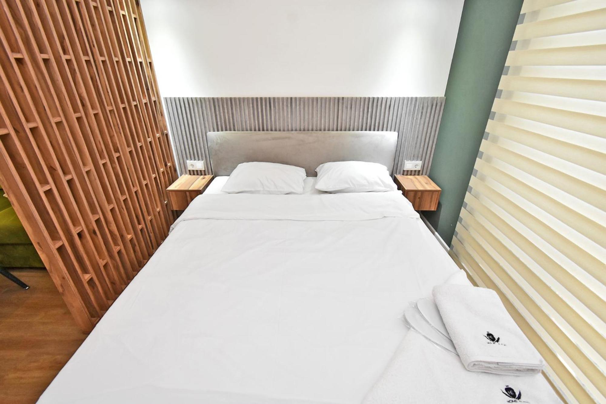 Aparthotel Aygestan Plaza à Erévan Extérieur photo