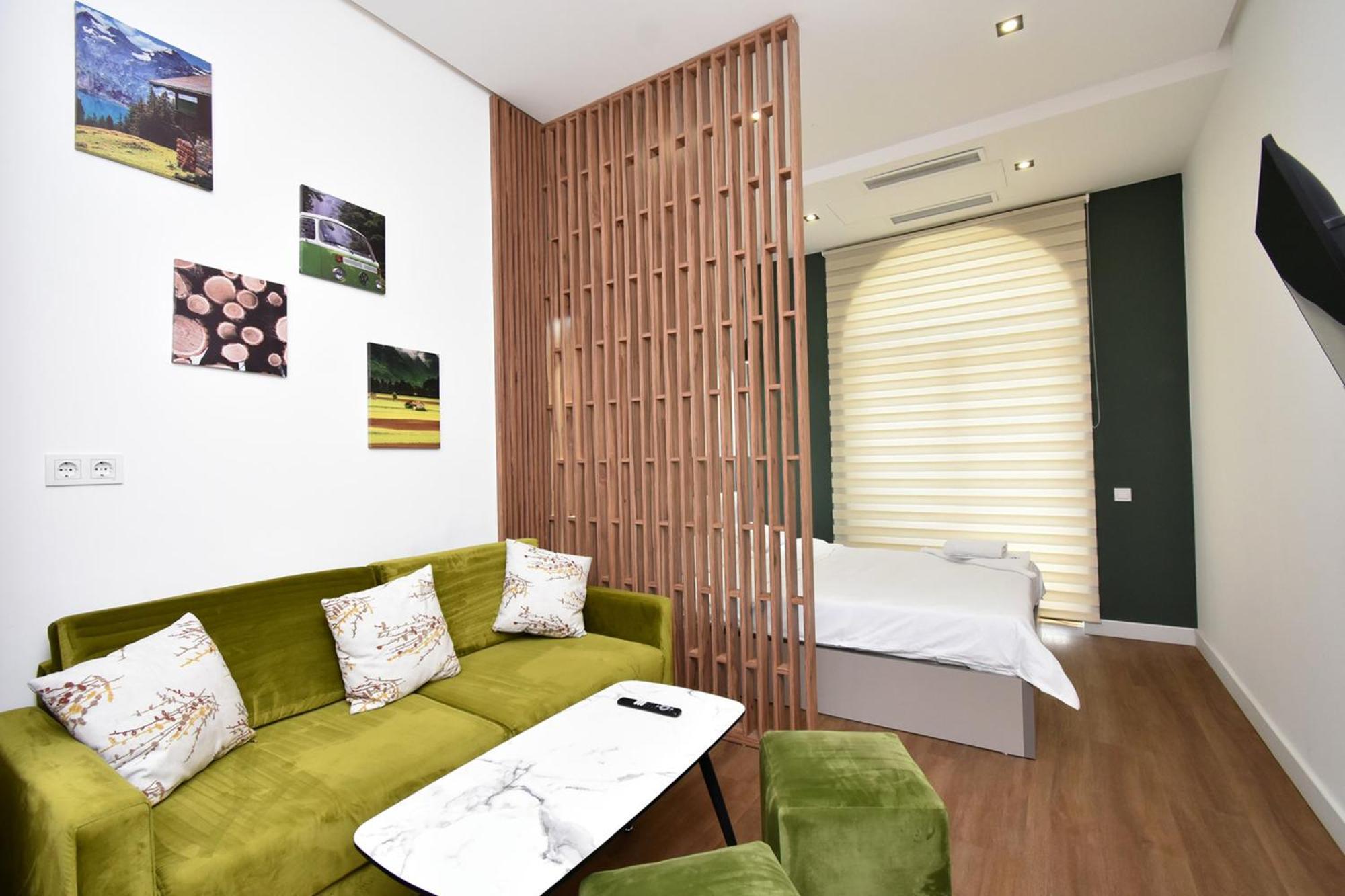 Aparthotel Aygestan Plaza à Erévan Extérieur photo