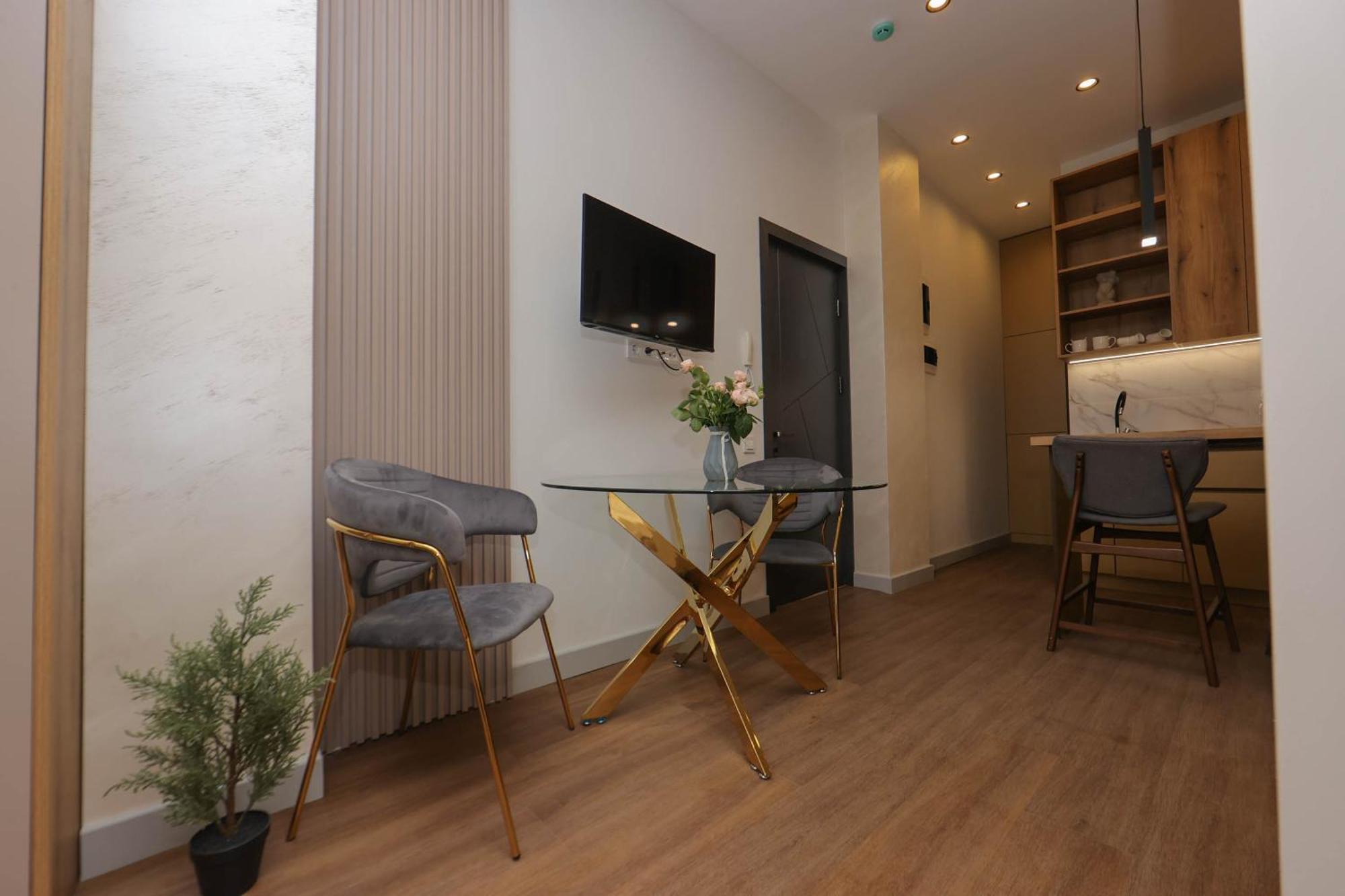 Aparthotel Aygestan Plaza à Erévan Extérieur photo