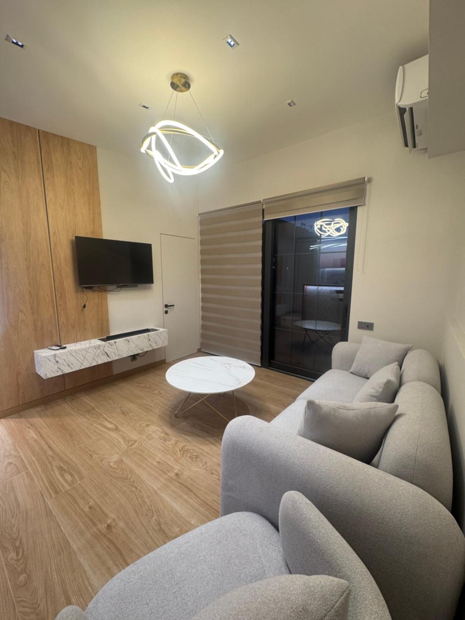 Aparthotel Aygestan Plaza à Erévan Extérieur photo